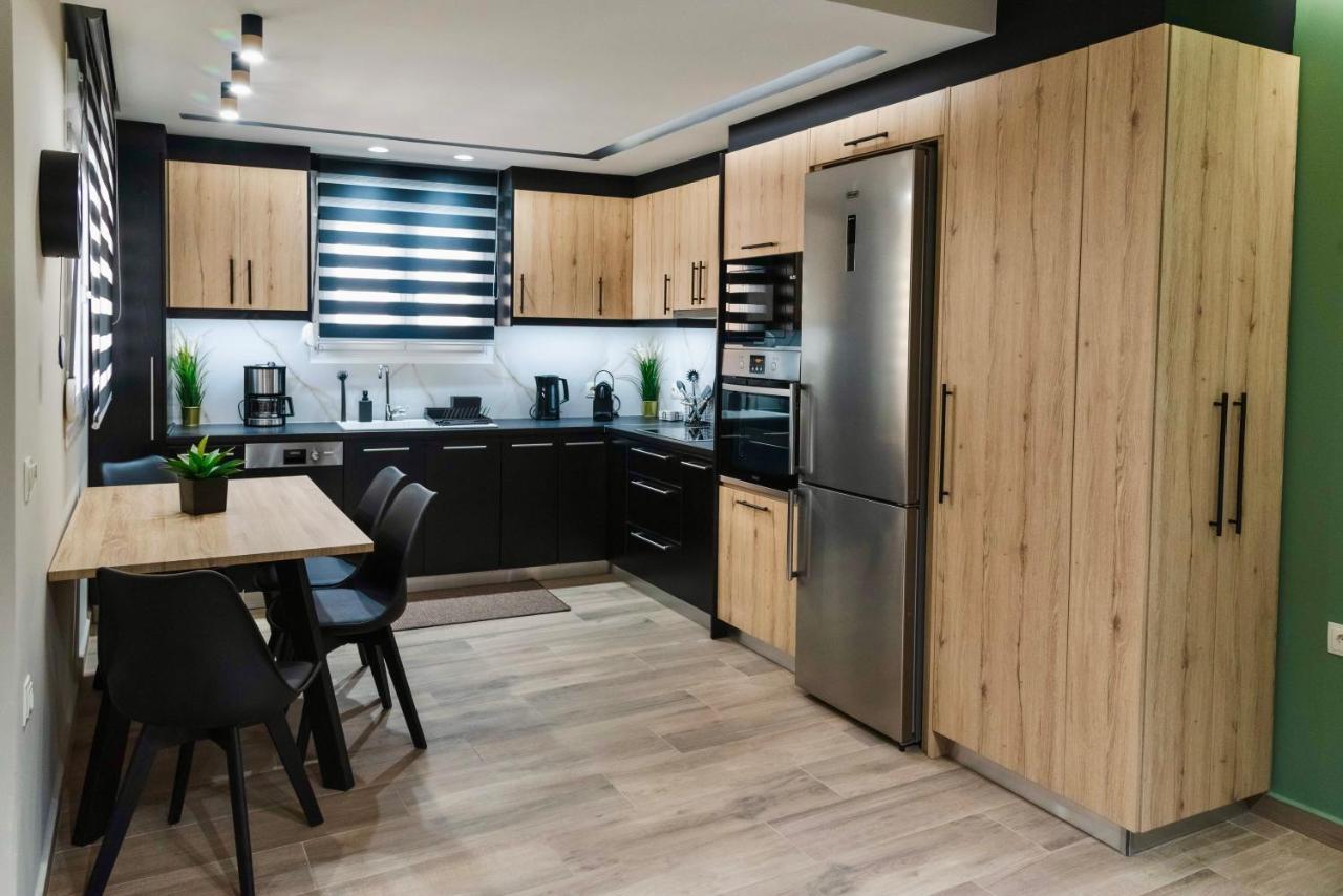 Appartamento Stylishly Decorated House - Free Private Parking! Candia Esterno foto