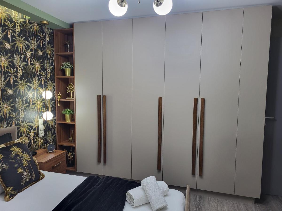 Appartamento Stylishly Decorated House - Free Private Parking! Candia Esterno foto